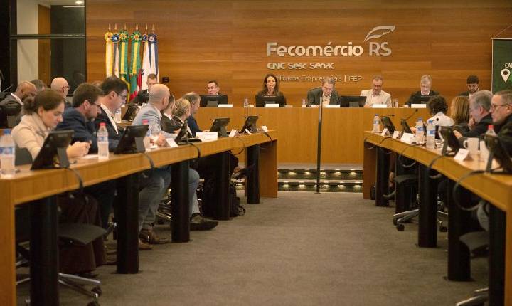 Comissão que analisa proposta para MEI discute reajuste de todas as faixas do Simples Nacional