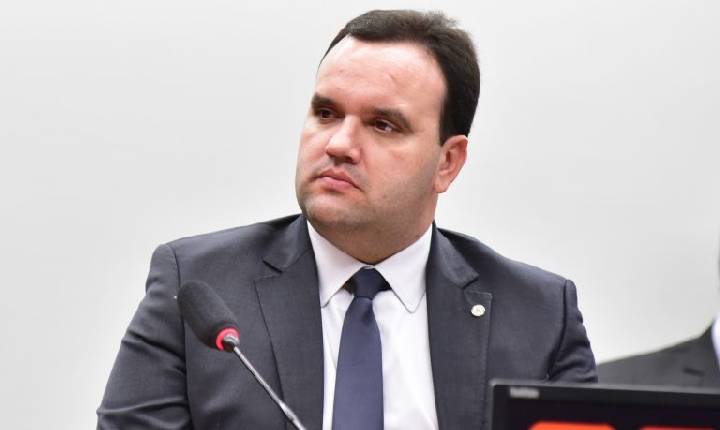 Deputado pede ao Ministério Público investigação sobre empresa Sports Media