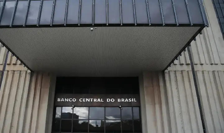 Mercado projeta inflação de 4,92% em 2026