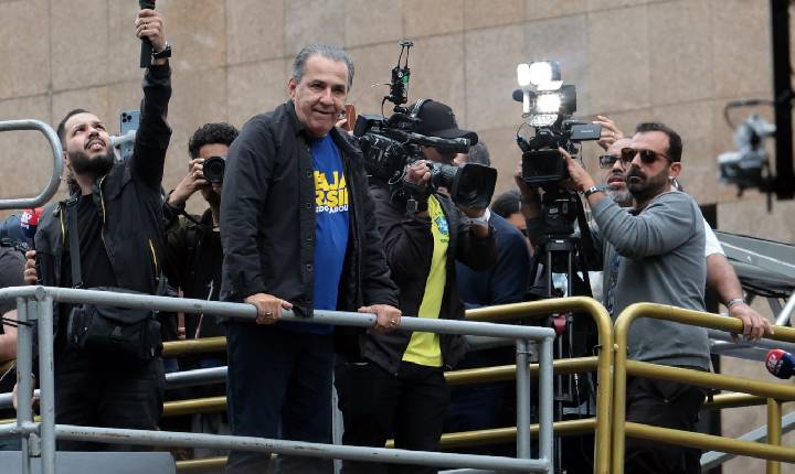 Moraes vota por tornar Malafaia réu por ofensa ao Comando do Exército