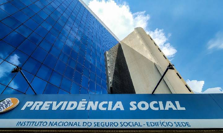 PF indicia Careca do INSS e mais 47 por esquema de descontos ilegais