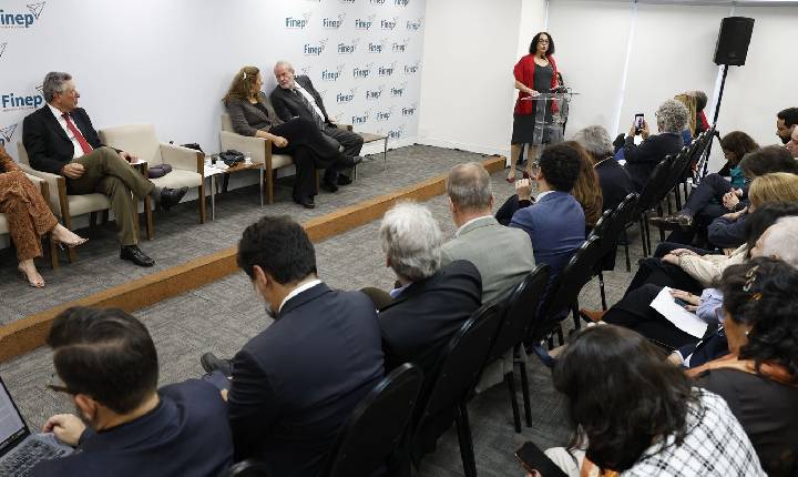 Programa destina R$ 360 milhões a pequenas empresas inovadoras