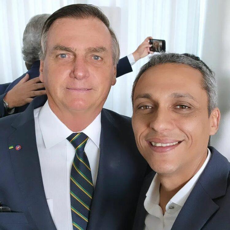 PF faz operação contra deputado Gustavo Gayer por fraude em cota parlamentar