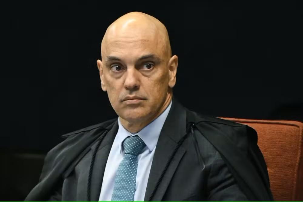 Alexandre de Moraes determina bloqueio da rede social Rumble no Brasil
