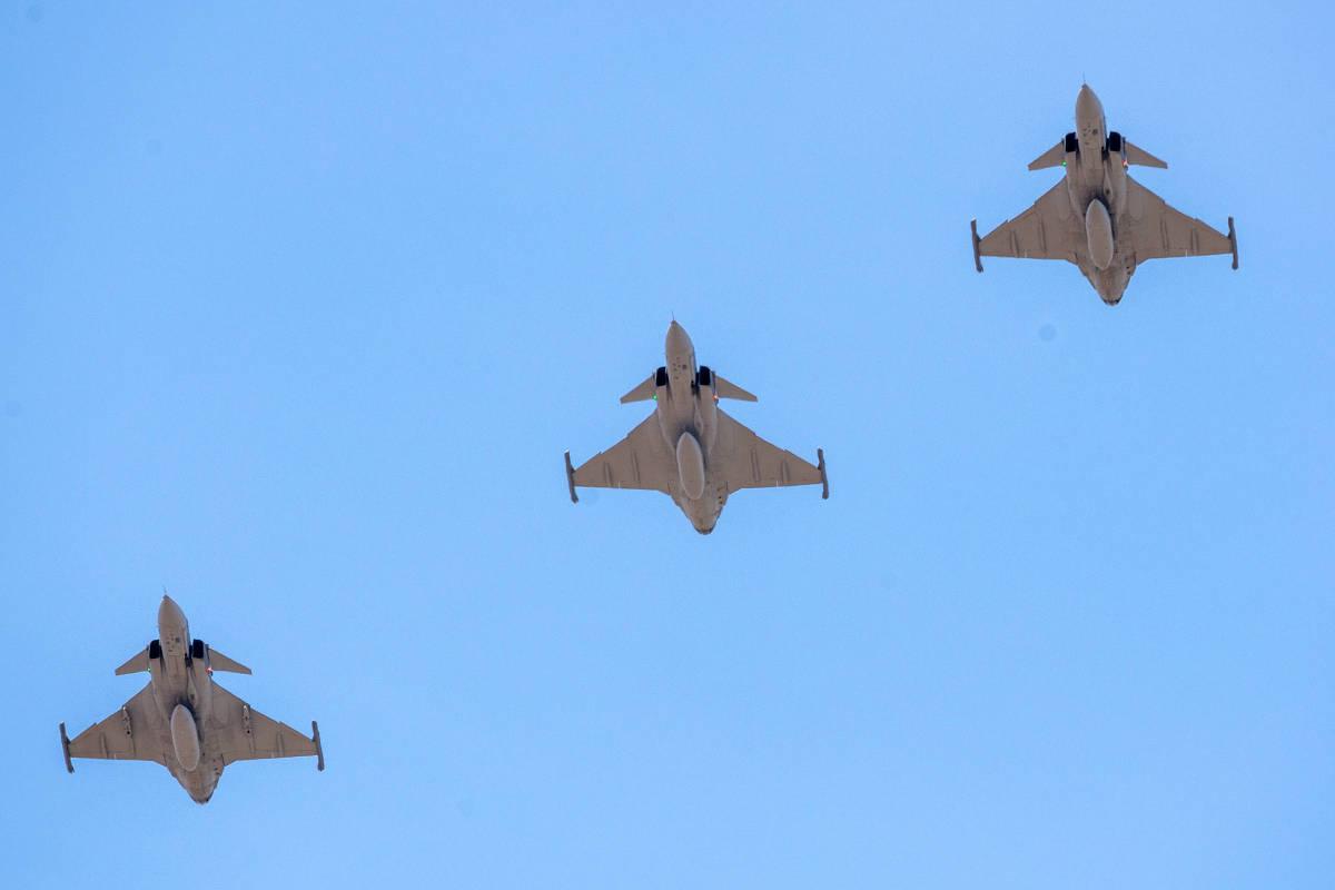 Gasto militar sob Lula tem mais investimento e menos despesa com pessoal, mas distorções persistem