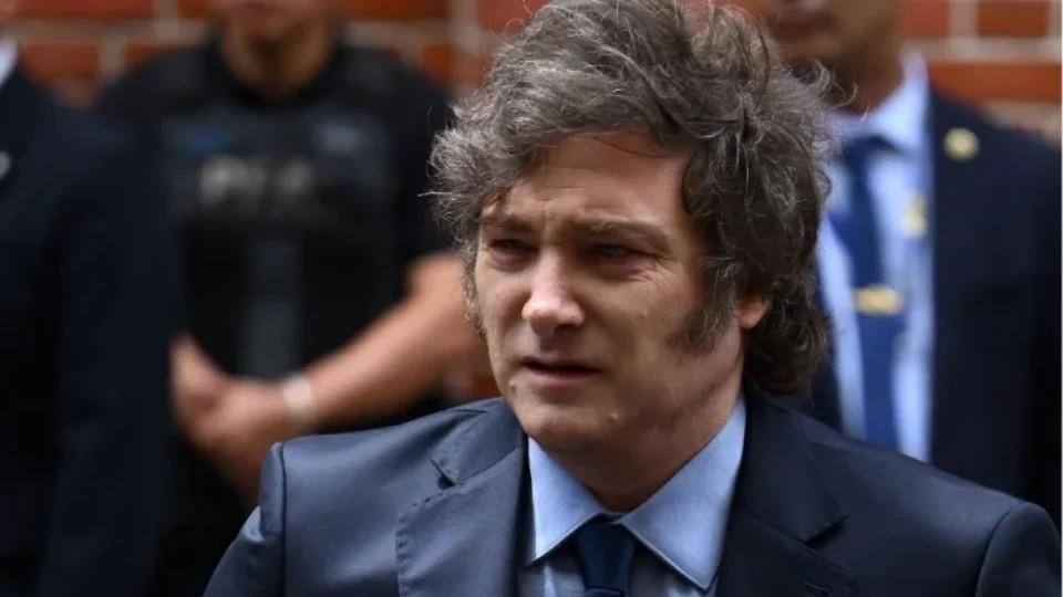 Milei culpa investidores por fraude das criptomoedas que ele promoveu: ‘Roleta russa’