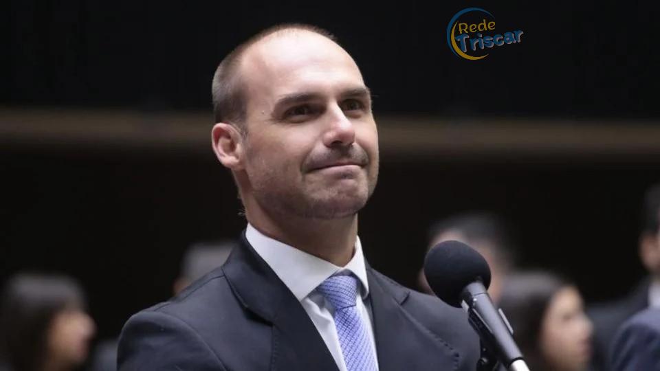 Eduardo Bolsonaro já sabia que seu passaporte não seria apreendido quando anunciou fuga nos EUA