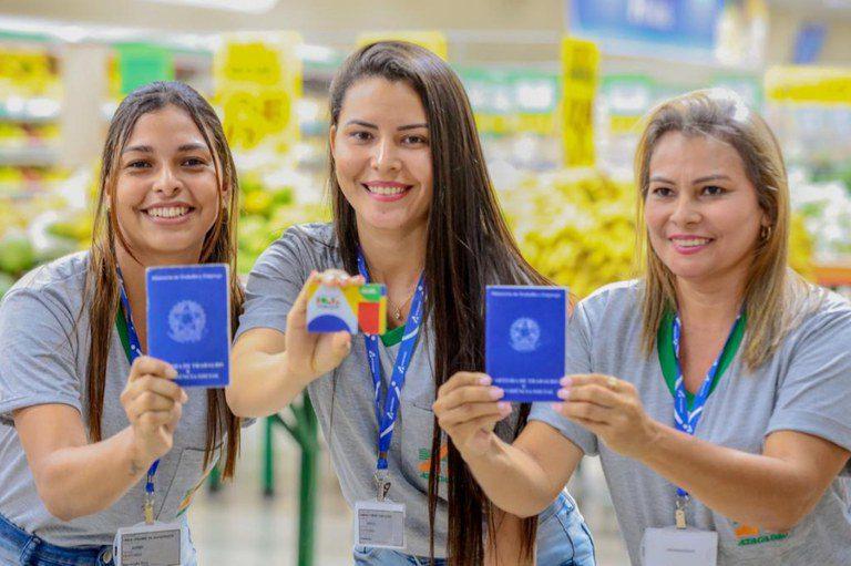 Cerca de 1 milhão de famílias deixam o Bolsa Família em julho por aumentarem a renda