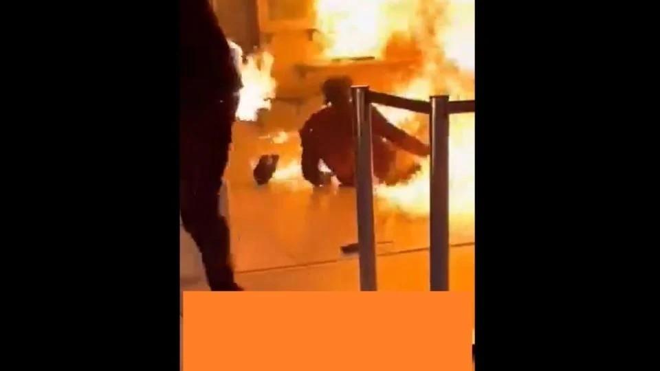 Imagens Chocantes: homem incendeia lotérica, fere a si próprio e a outras pessoas