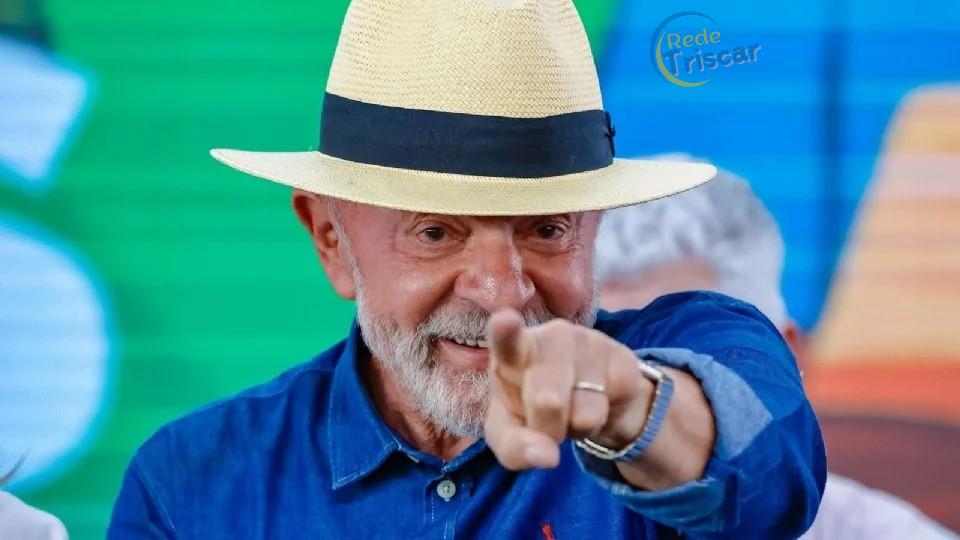 Lula lidera cenários de 1° turno e abre vantagem no 2°, aponta Datafolha