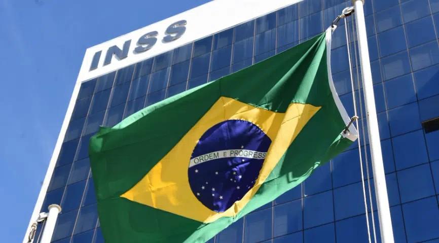 Mudança no INSS permite que dependentes sem parentesco direto recebam pensões