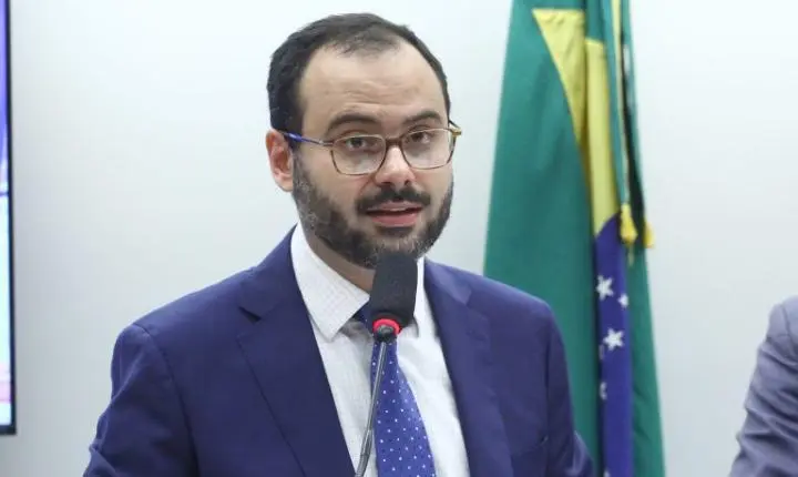 Governo vai apresentar projeto de lei para perdoar dívidas dos setores de eventos, bares e restaurantes